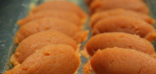 Ballı Un Helvası Tarifi ve Malzemeleri