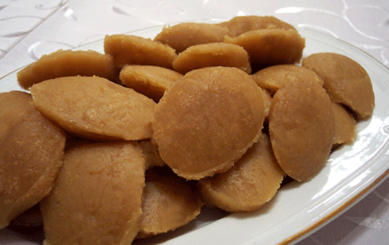 Pudra Şekerli Un Helvası Tarifi ve Malzemeleri