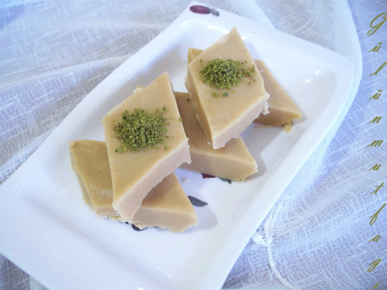 Şerbetsiz Un Helvası Tarifi ve Malzemeleri